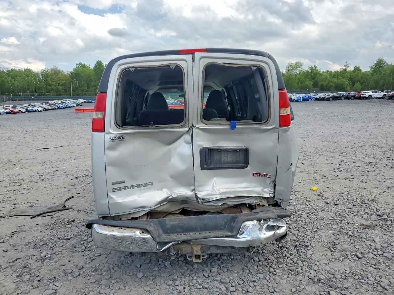 GMC Savana G1500 Lt