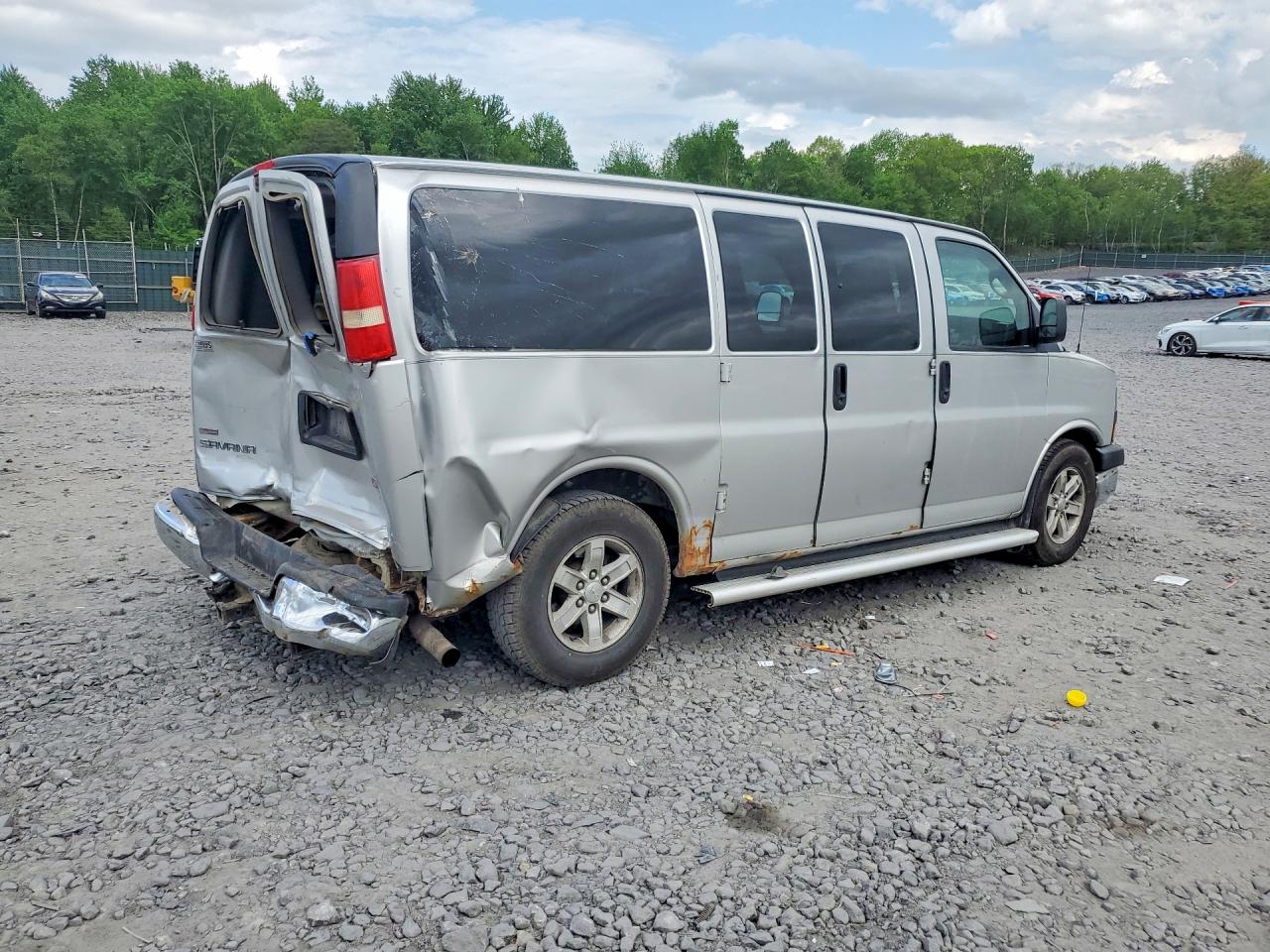 GMC Savana G1500 Lt