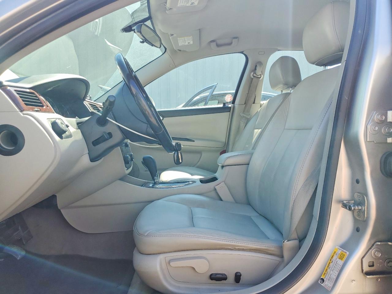 Chevrolet Impala Lt