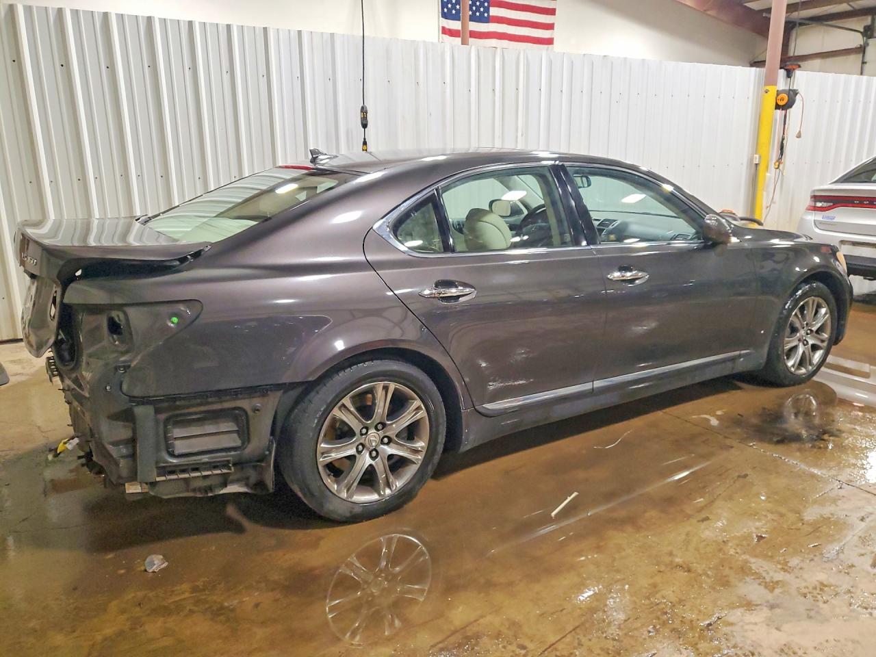 Lexus LS 460