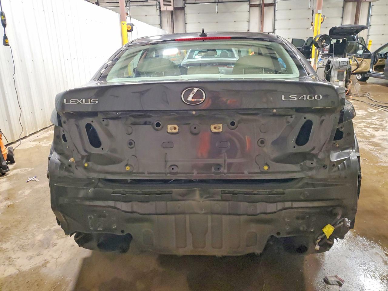 Lexus LS 460