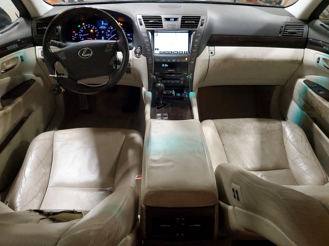 Lexus LS 460