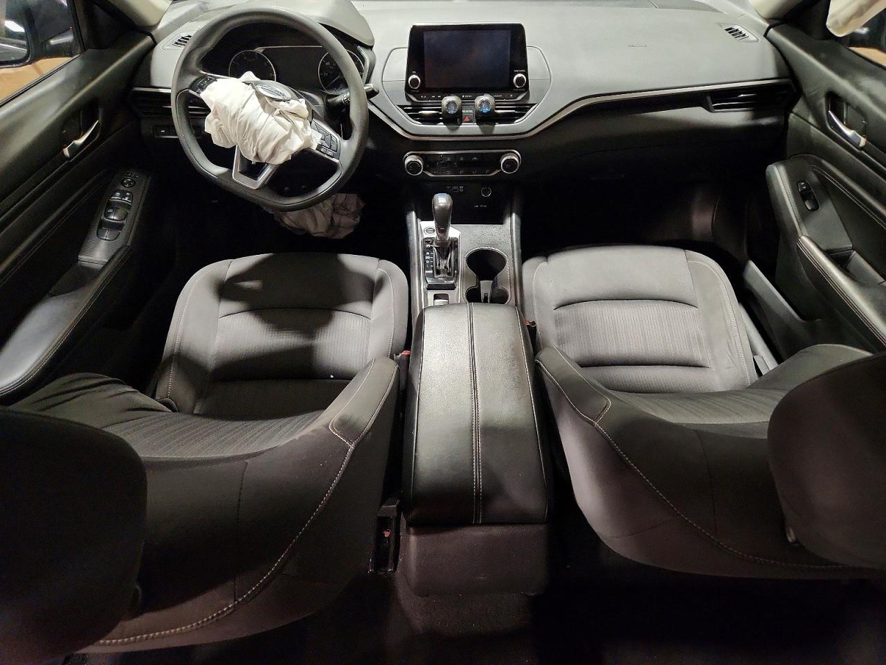 Nissan Altima S