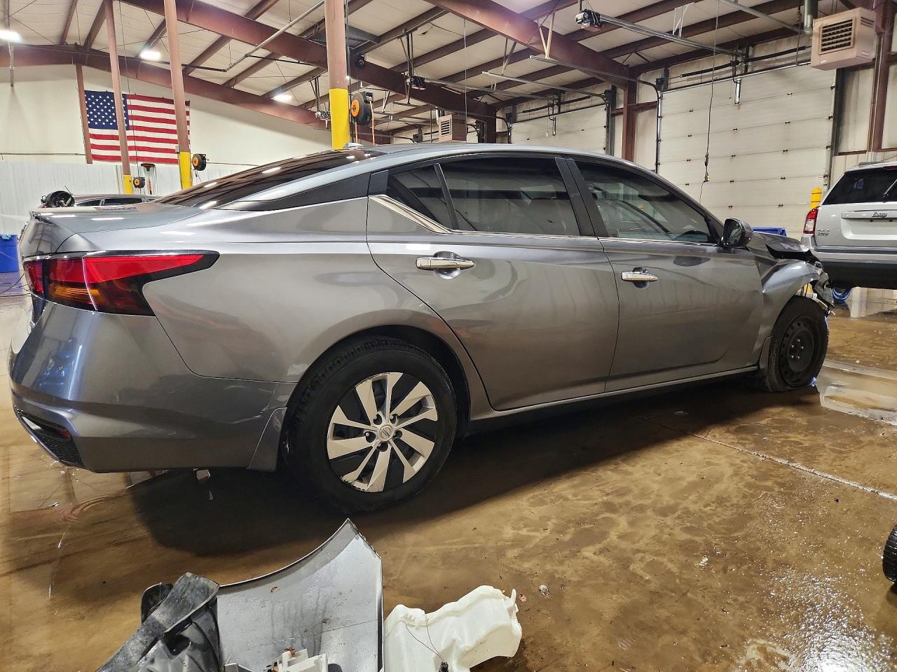 Nissan Altima S