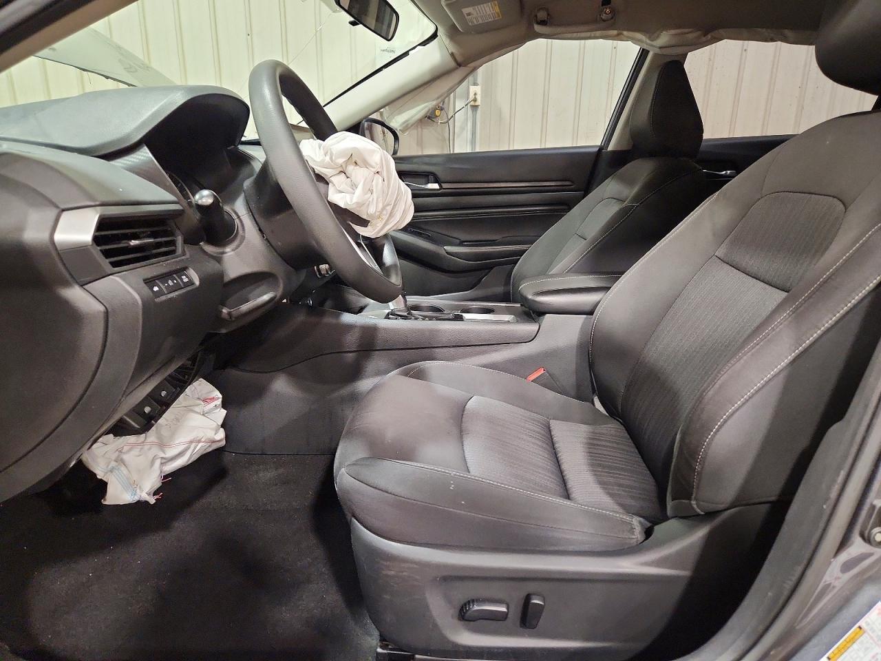 Nissan Altima S