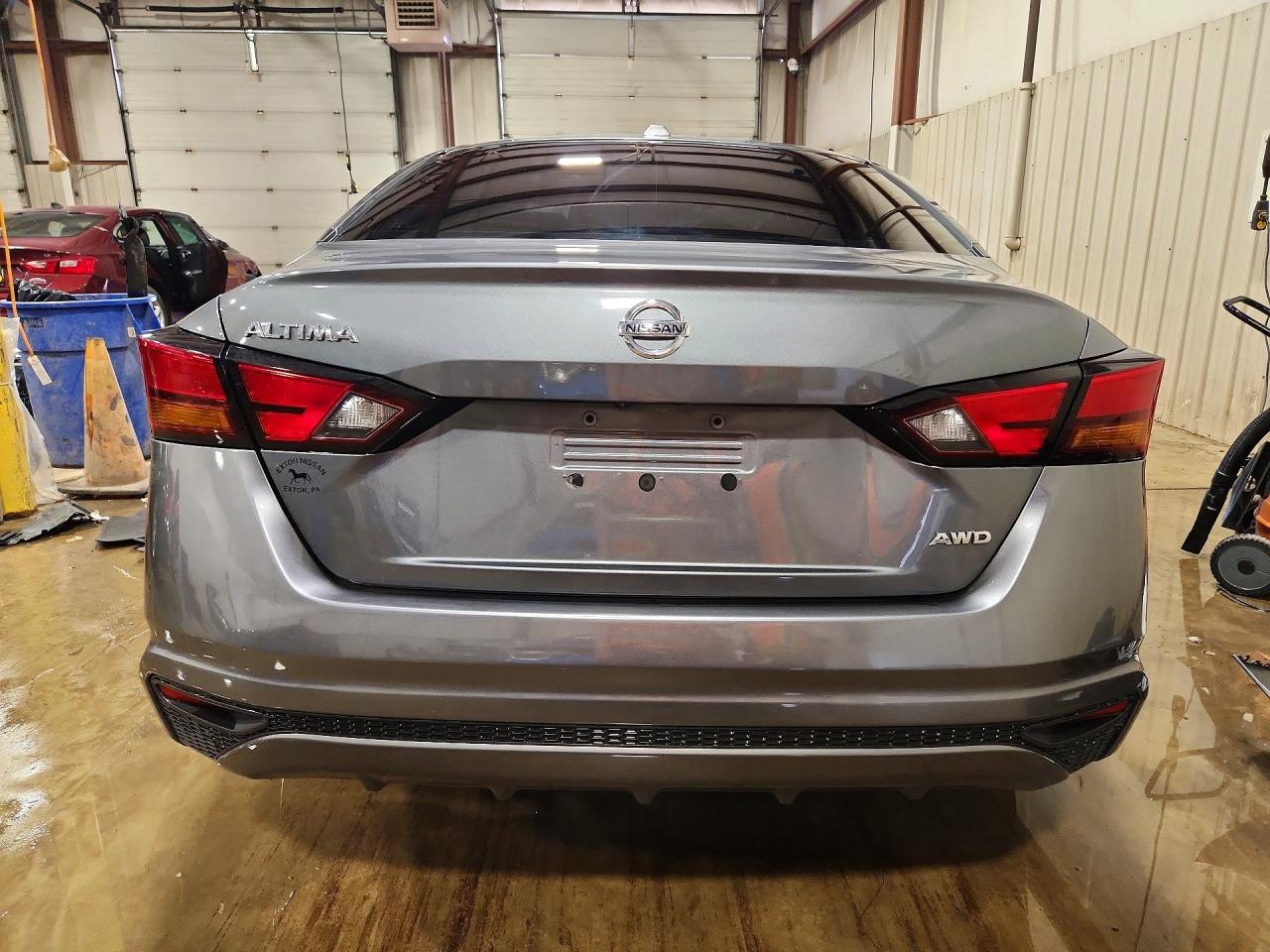 Nissan Altima S