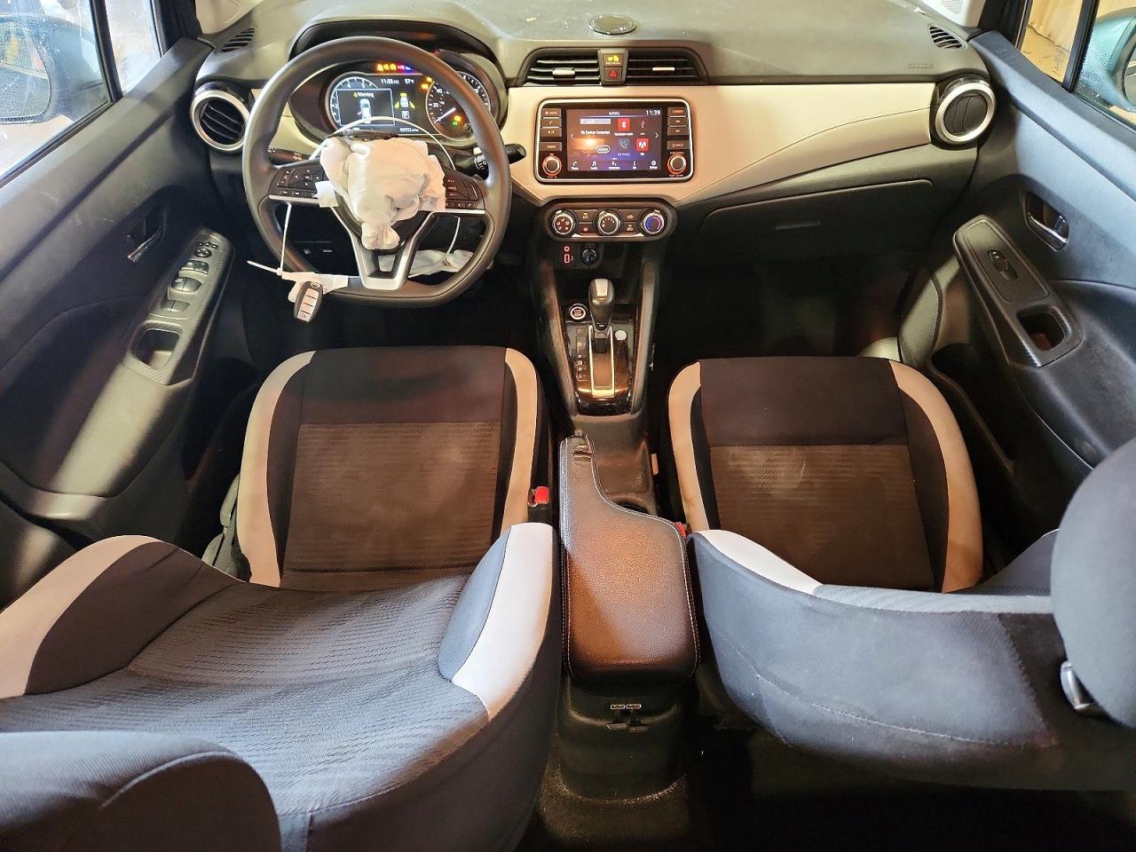 Nissan Versa Sv