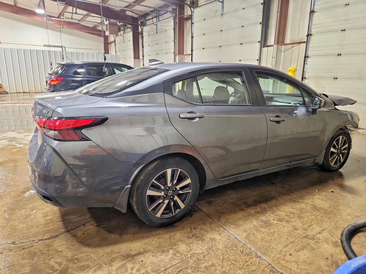 Nissan Versa Sv