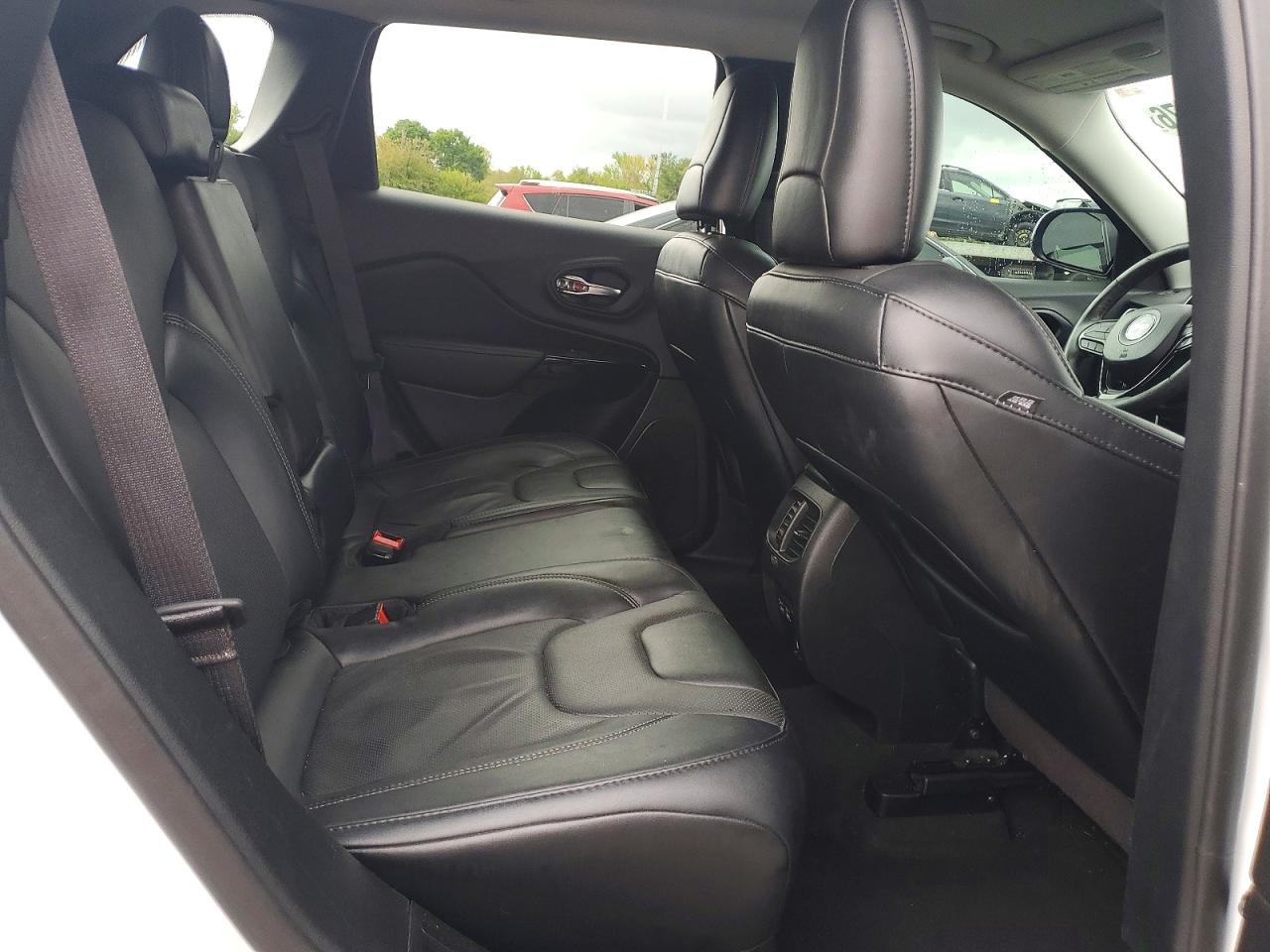 Jeep Cherokee Altitude Lux