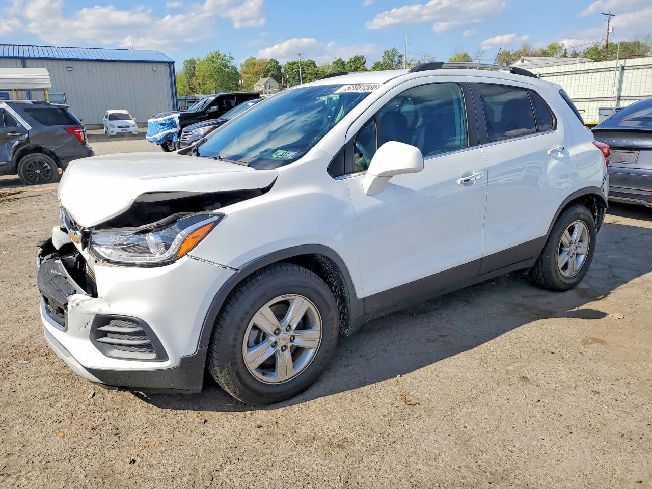 Salvage Chevrolet Trax Image