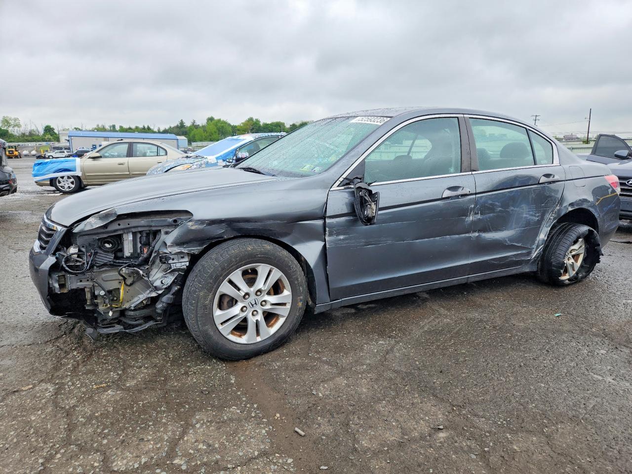 Salvage Honda Accord Image