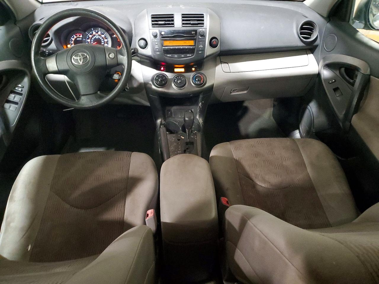 Toyota RAV4 Base