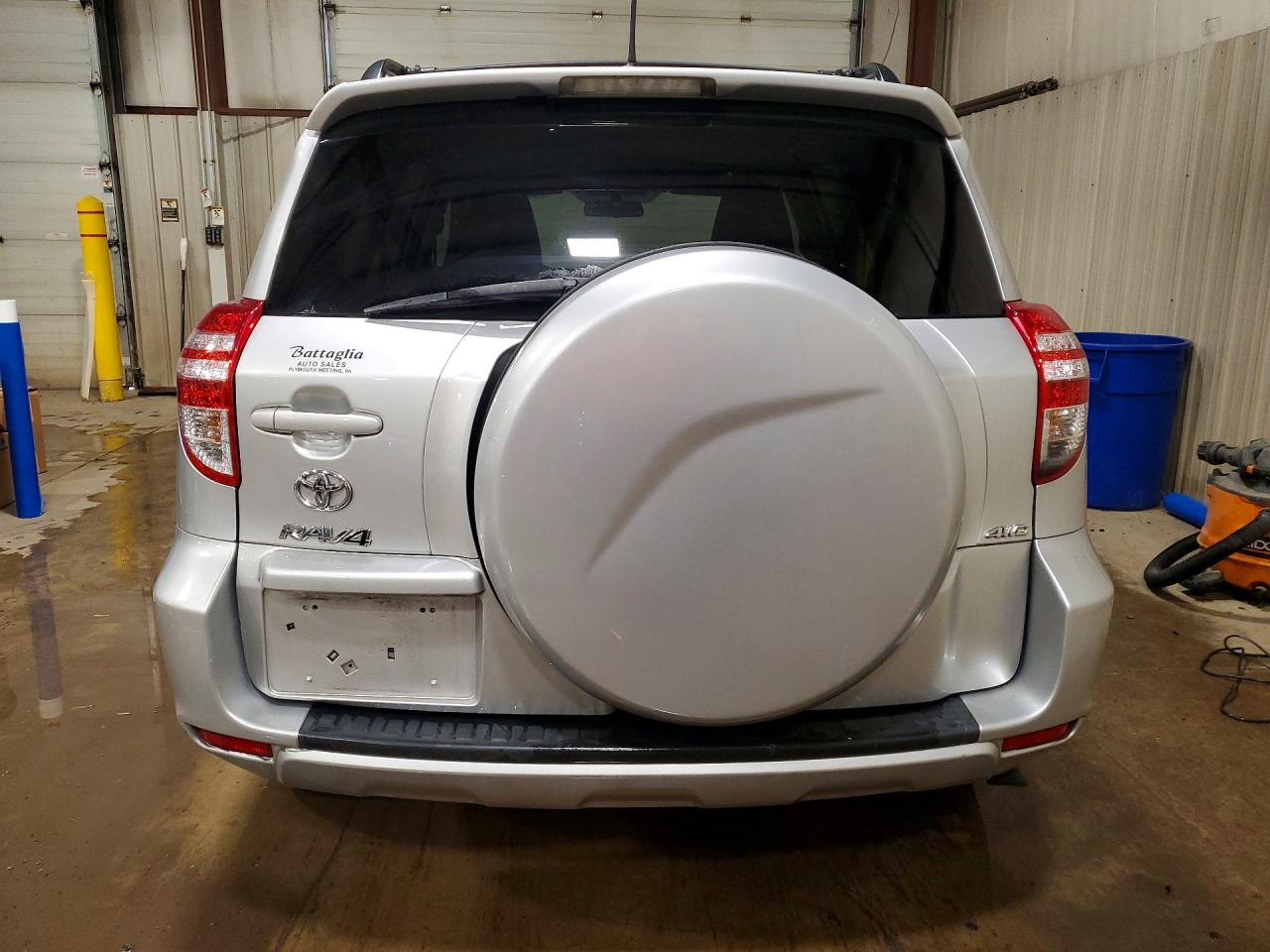 Toyota RAV4 Base