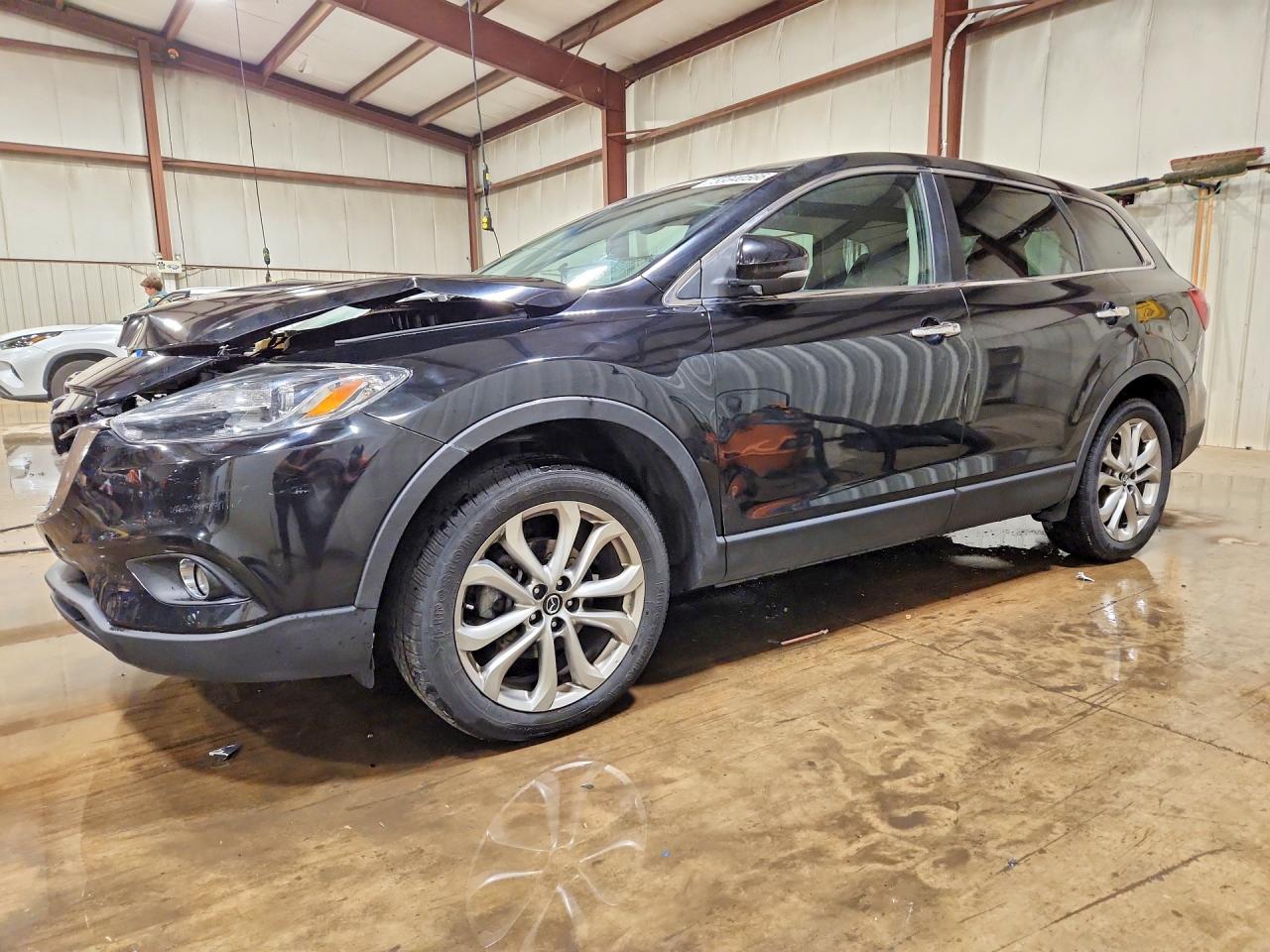 Salvage Mazda Cx Image