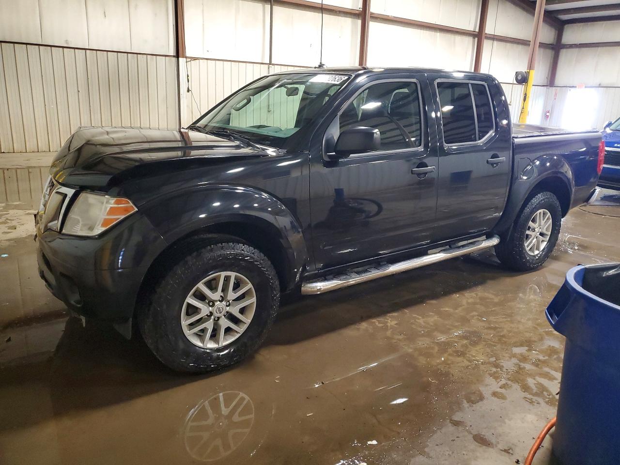 Salvage Nissan Frontier Image