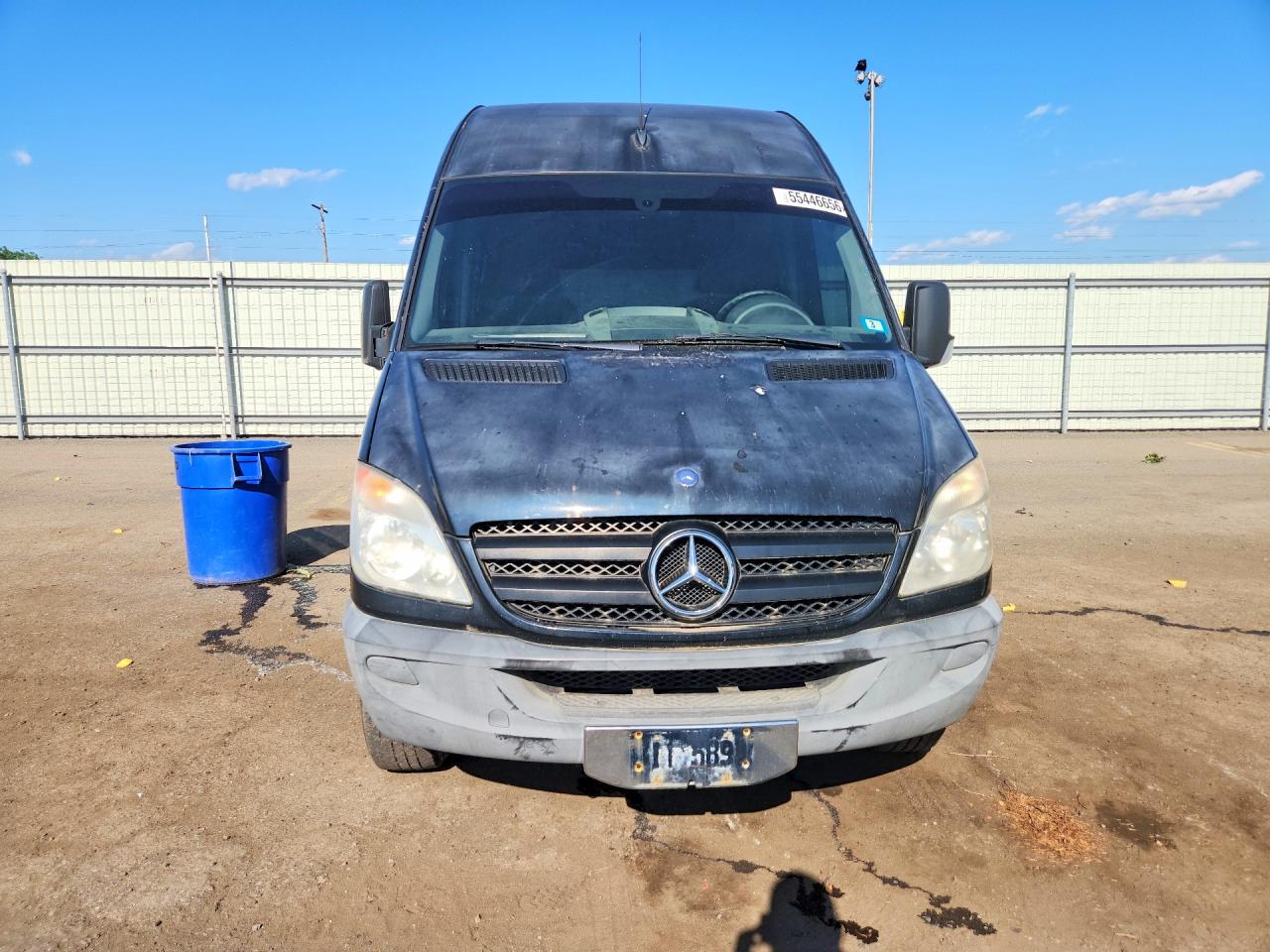 Mercedes-Benz Sprinter 2500