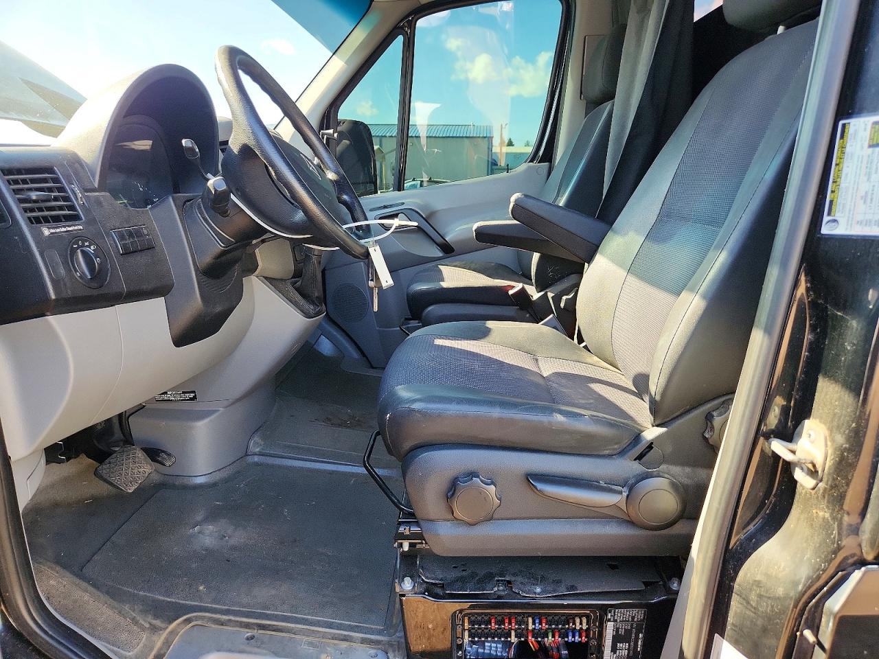Mercedes-Benz Sprinter 2500