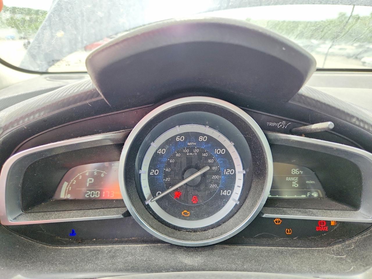 Toyota Yaris Base