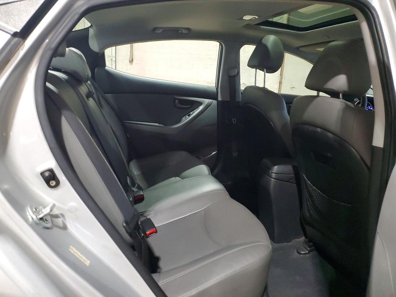 Hyundai ELANTRA Limited