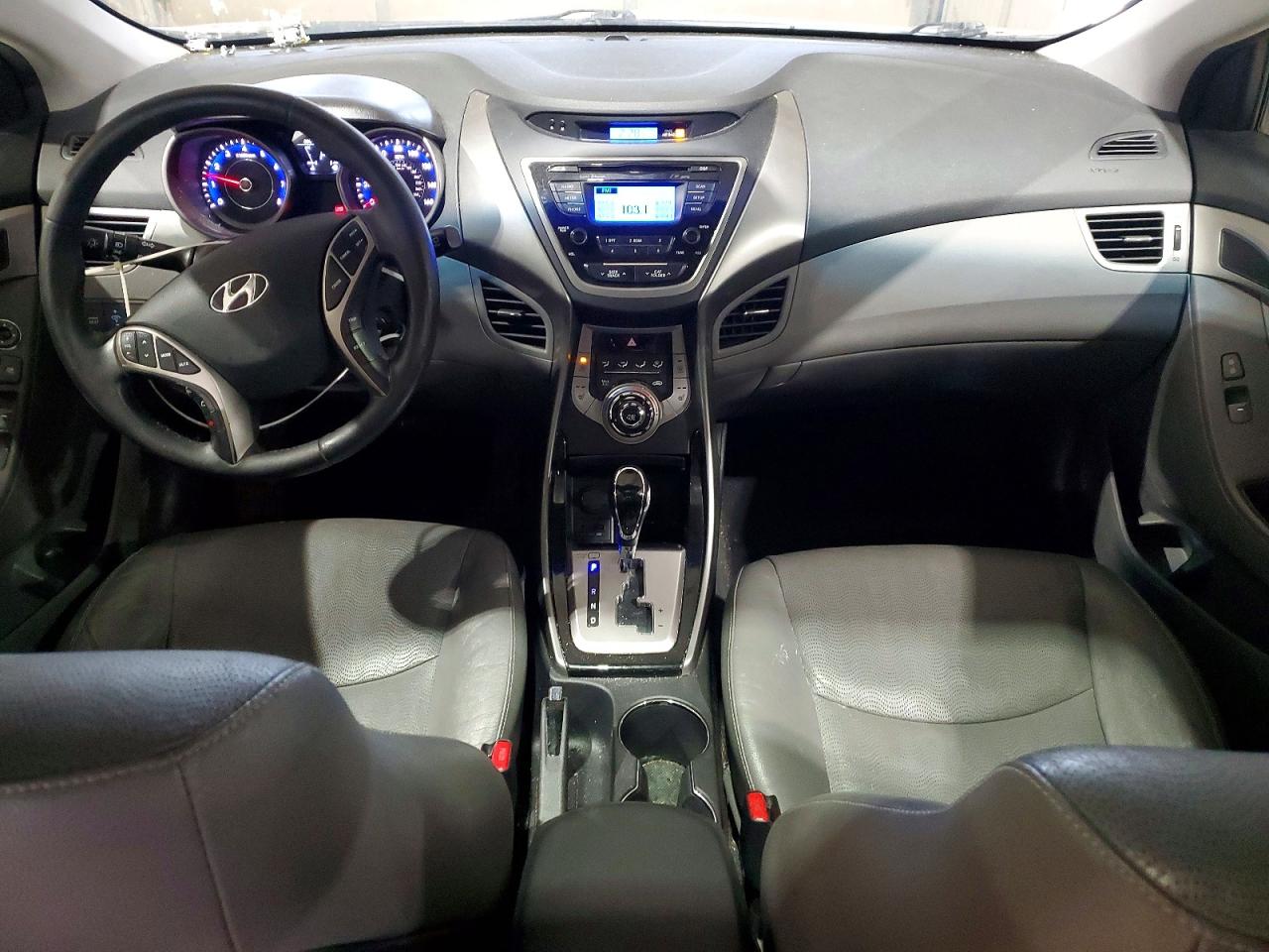 Hyundai ELANTRA Limited