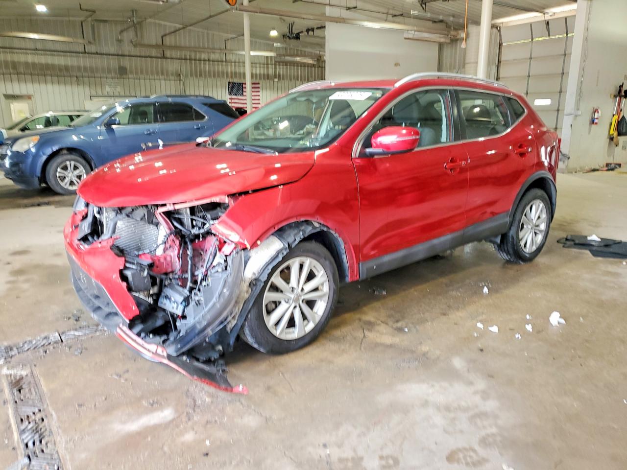 Salvage Nissan Rogue Image