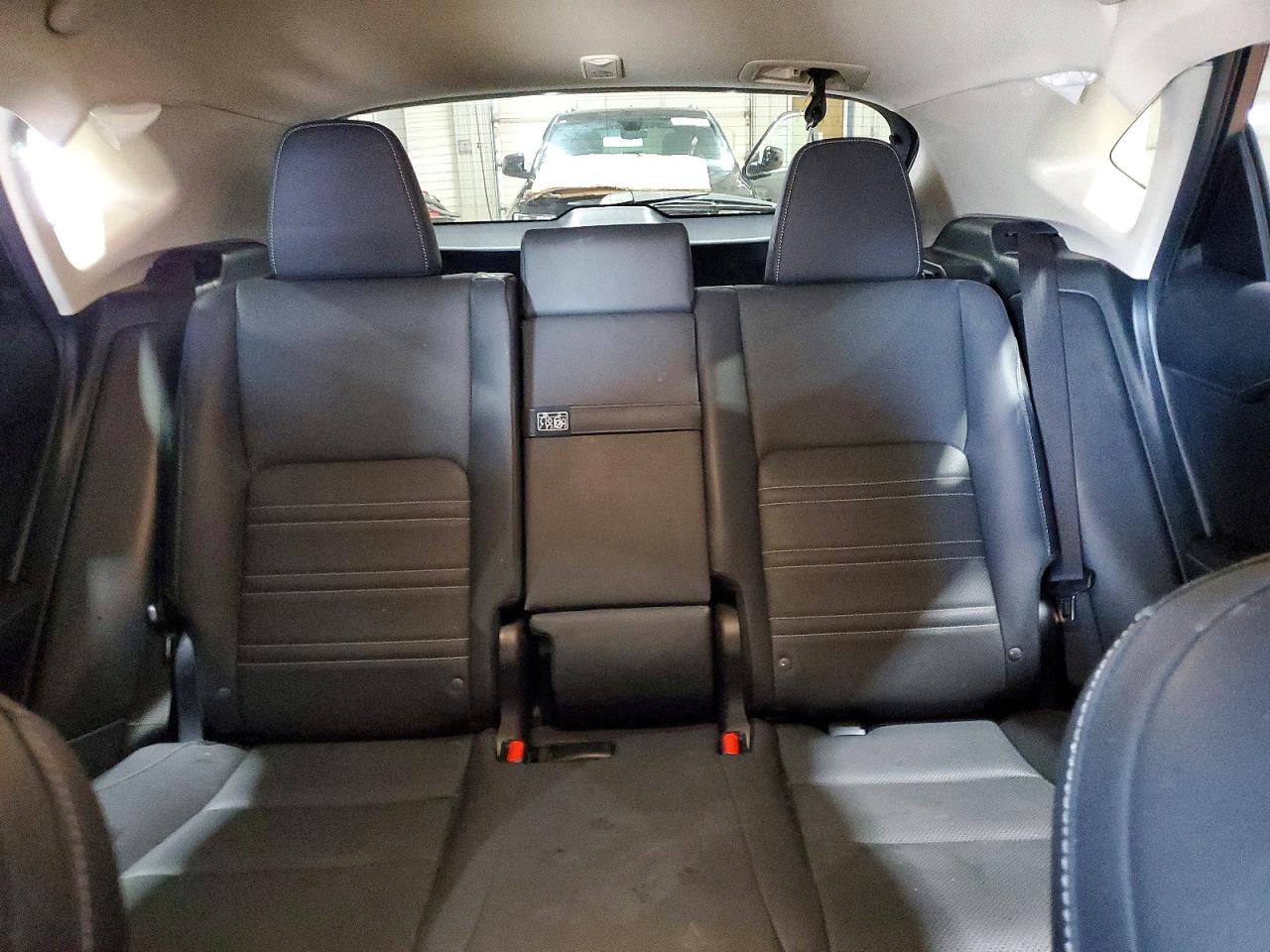 Lexus NX Base