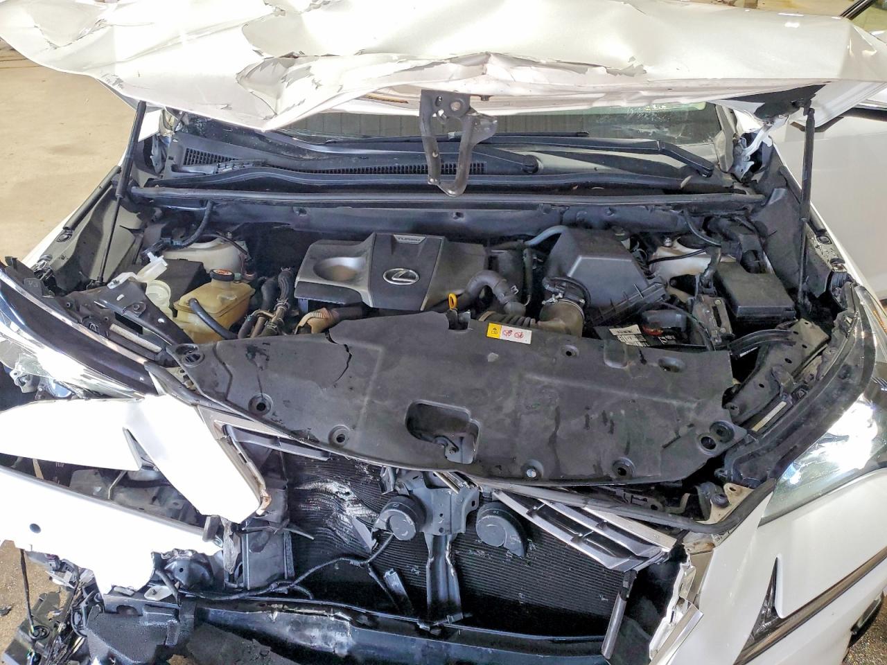 Lexus NX Base