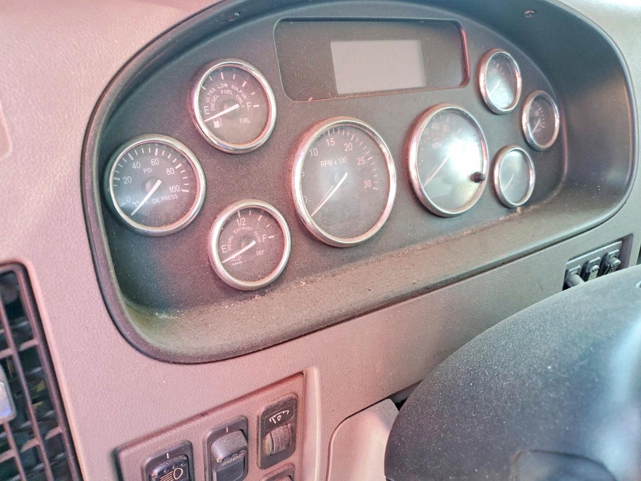 Peterbilt 337