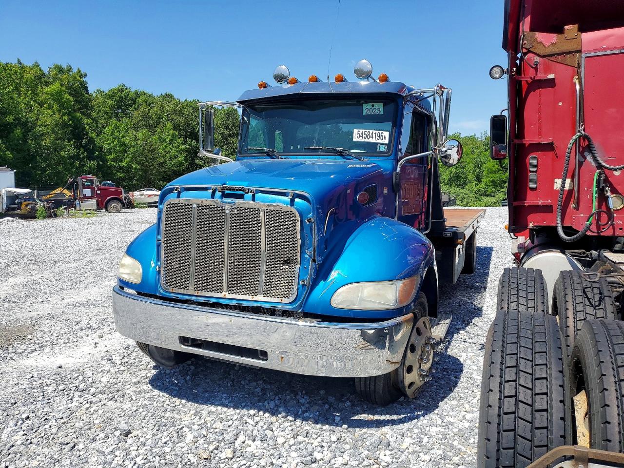 Peterbilt 337