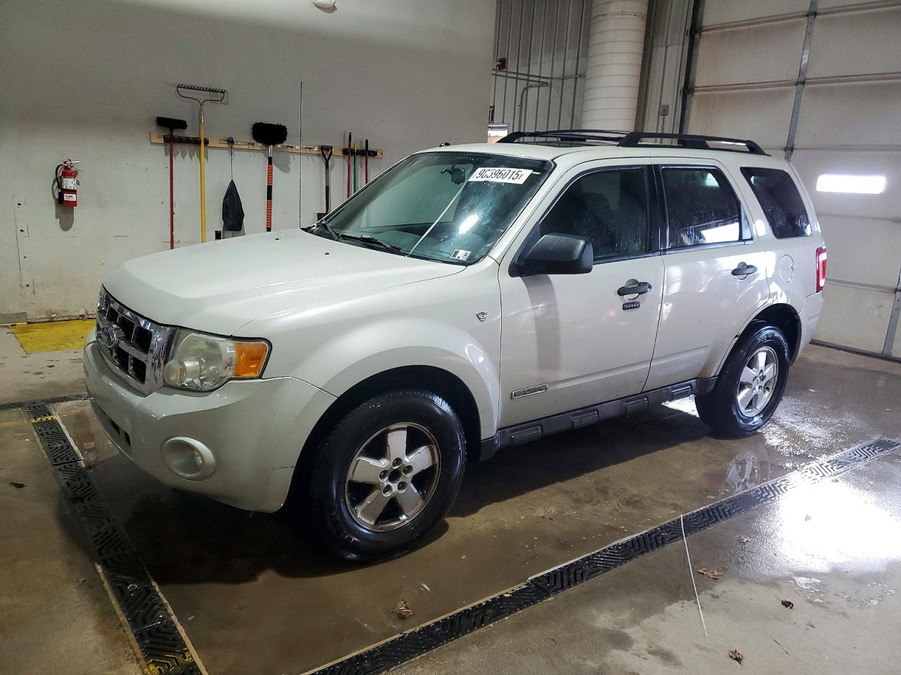 Salvage Ford Escape Image