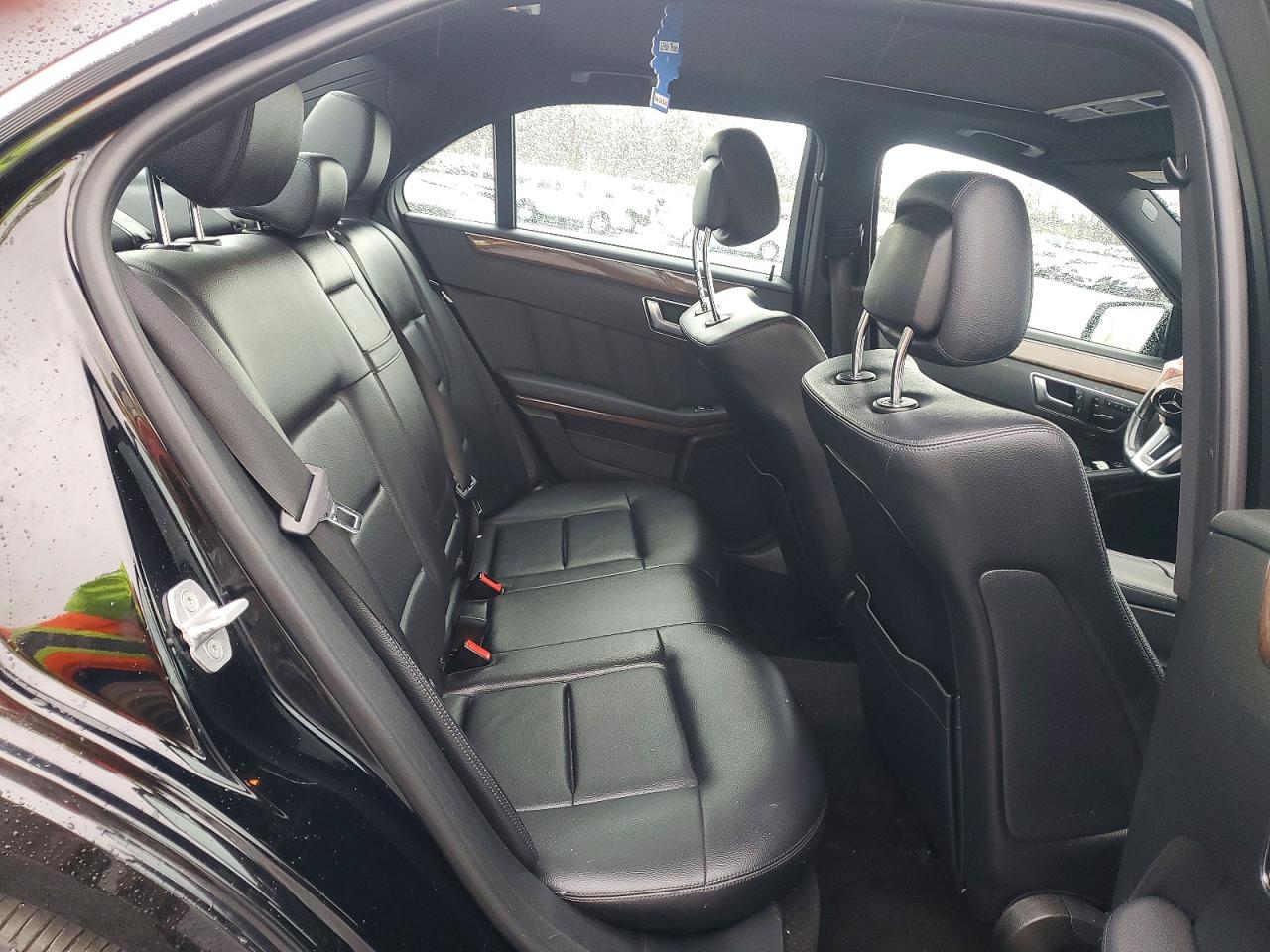 Mercedes-Benz E-Class 350 4matic