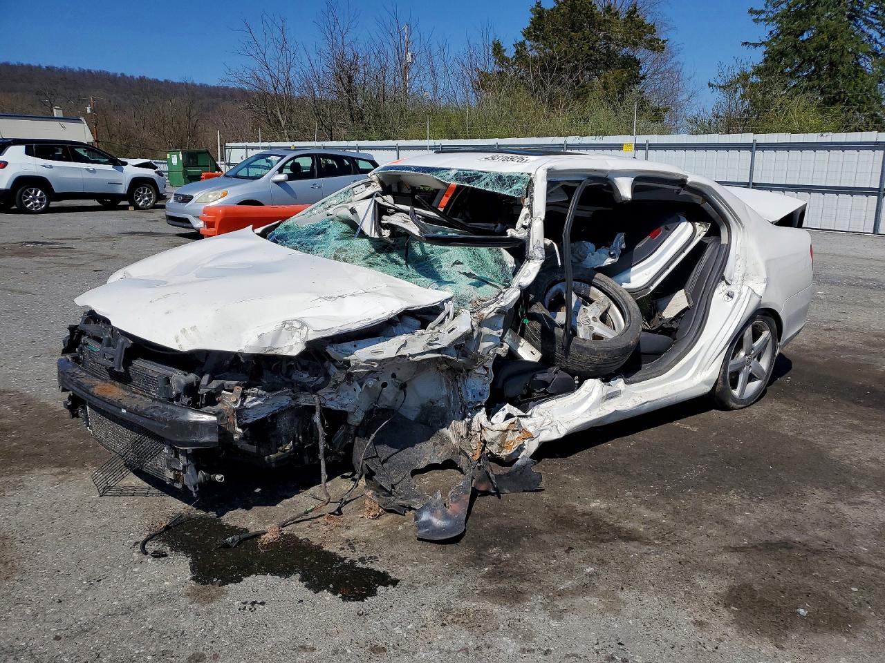 Salvage Volkswagen Jetta Image
