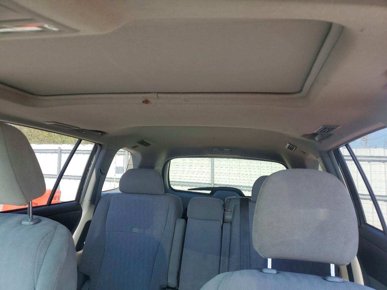Toyota Highlander Sport