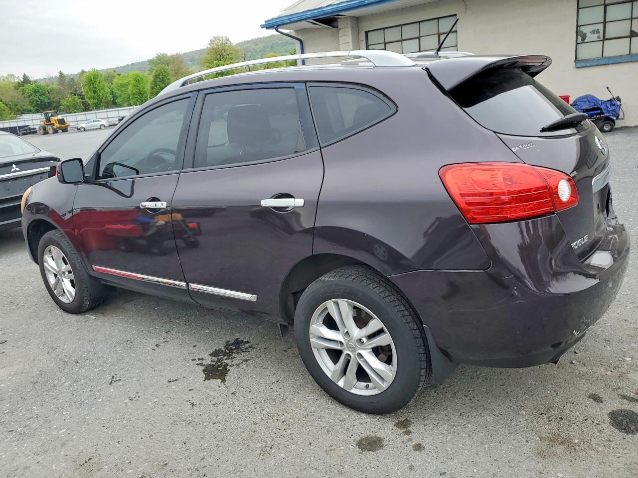 Nissan Rogue S