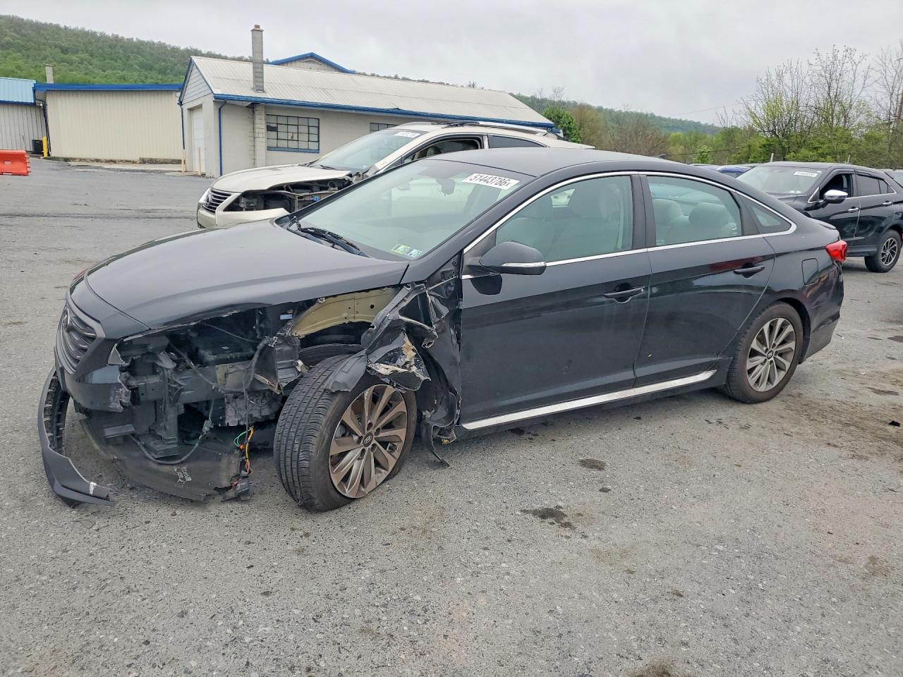 Salvage Hyundai SONATA Image
