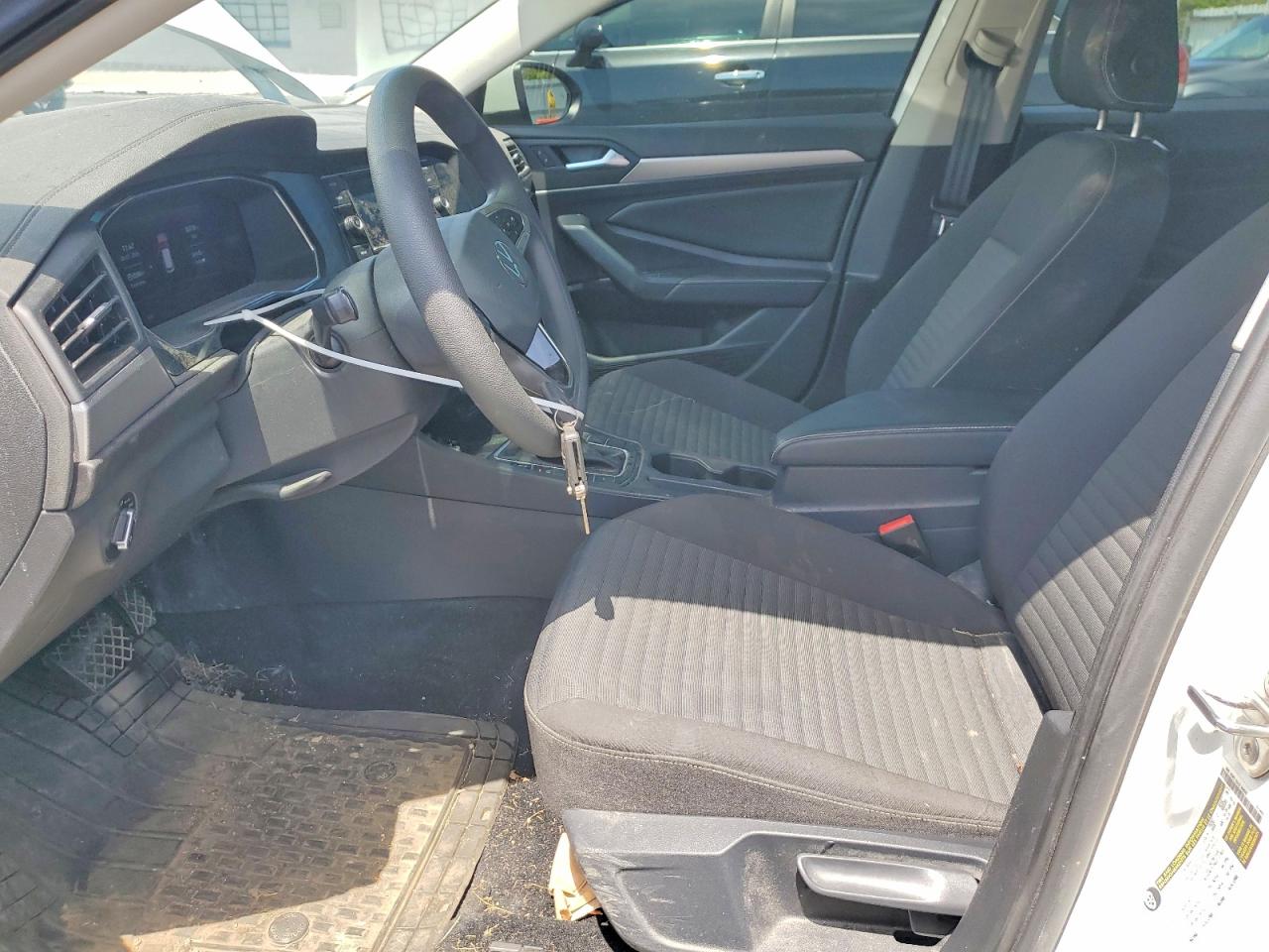 Volkswagen Jetta S