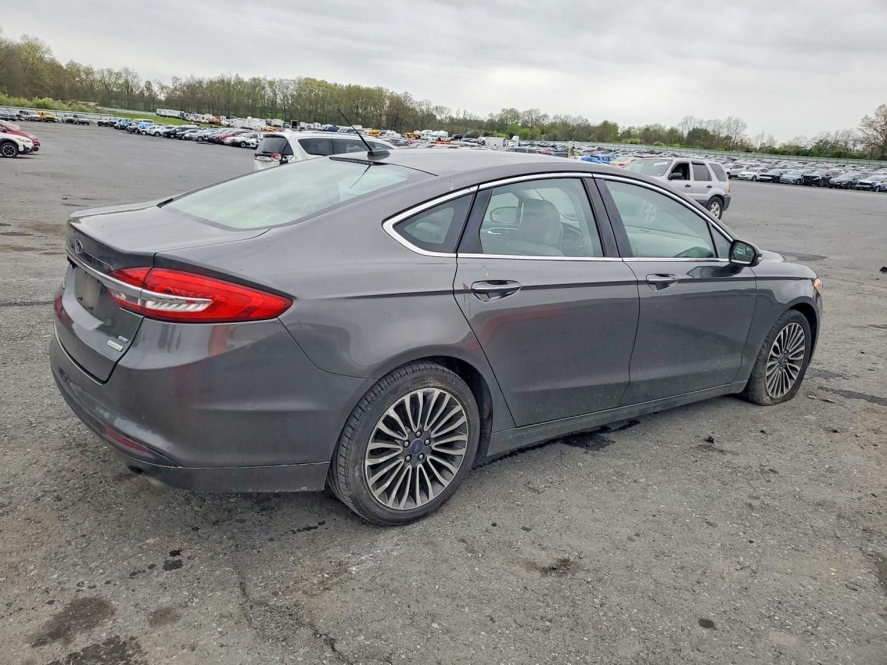 Ford Fusion Se