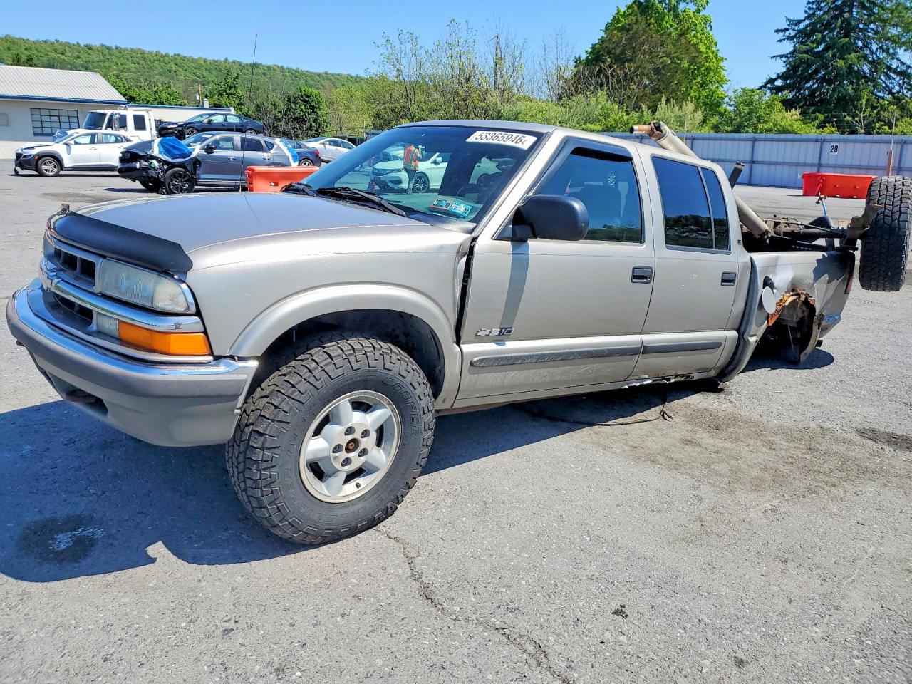 Salvage Chevrolet S-10 Image