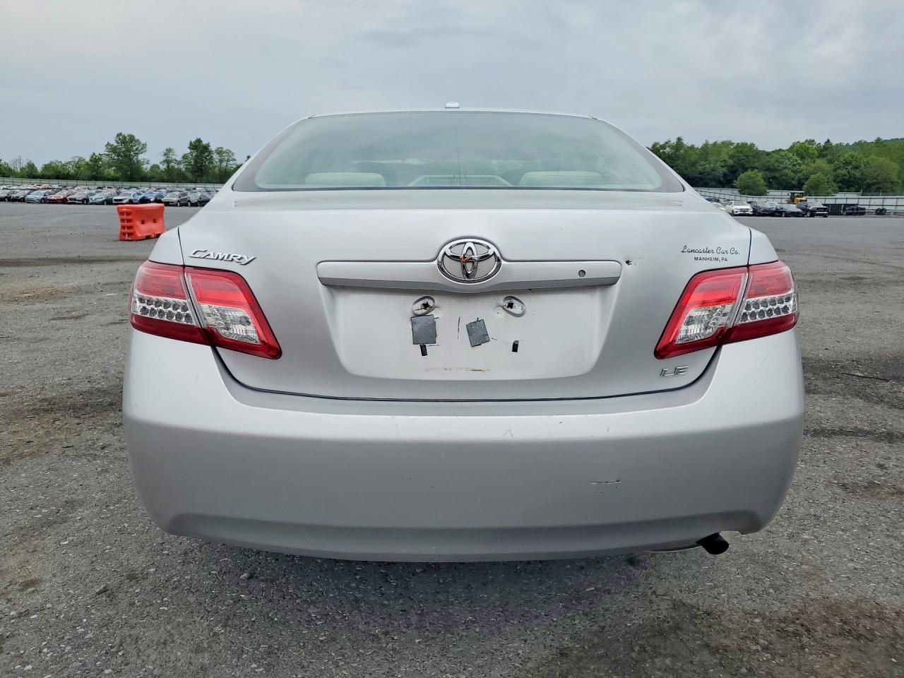 Toyota Camry Le