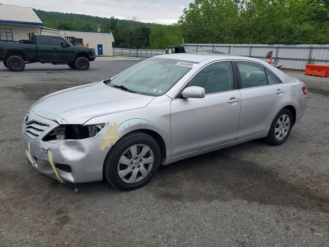 Salvage Toyota Camry Image