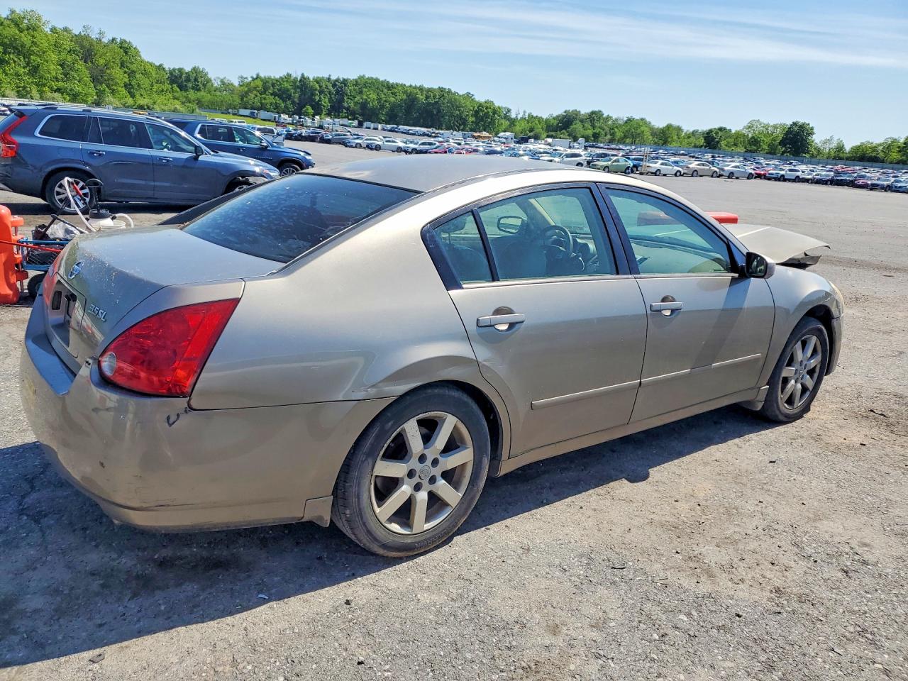 Nissan Maxima
