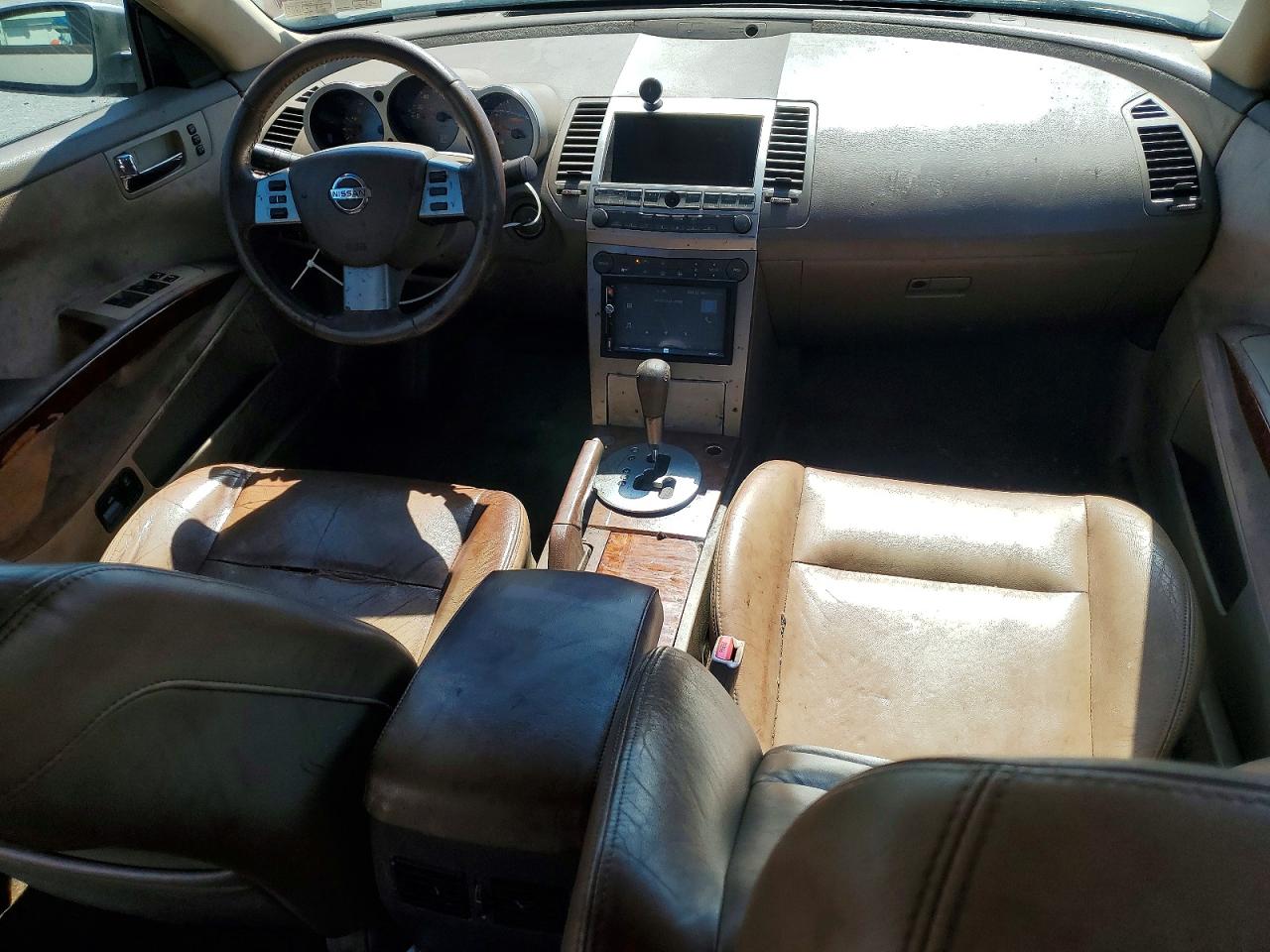 Nissan Maxima