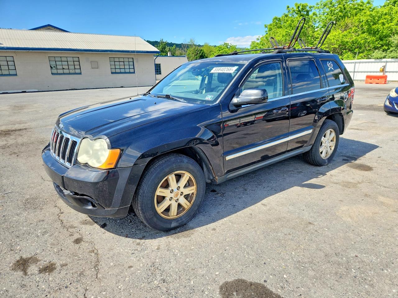 Salvage Jeep Cherokee Image
