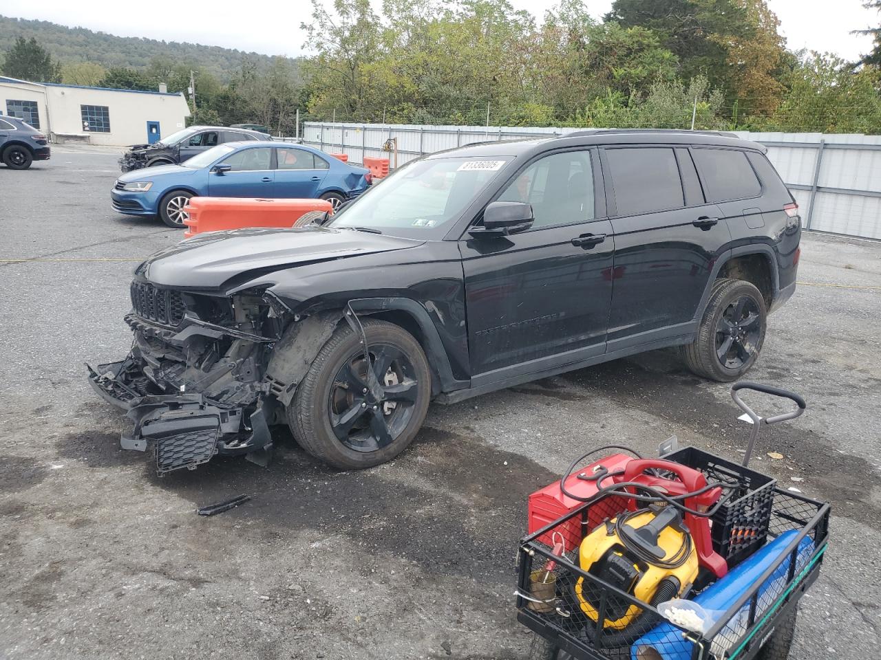 Salvage Jeep Grand Cherokee Image