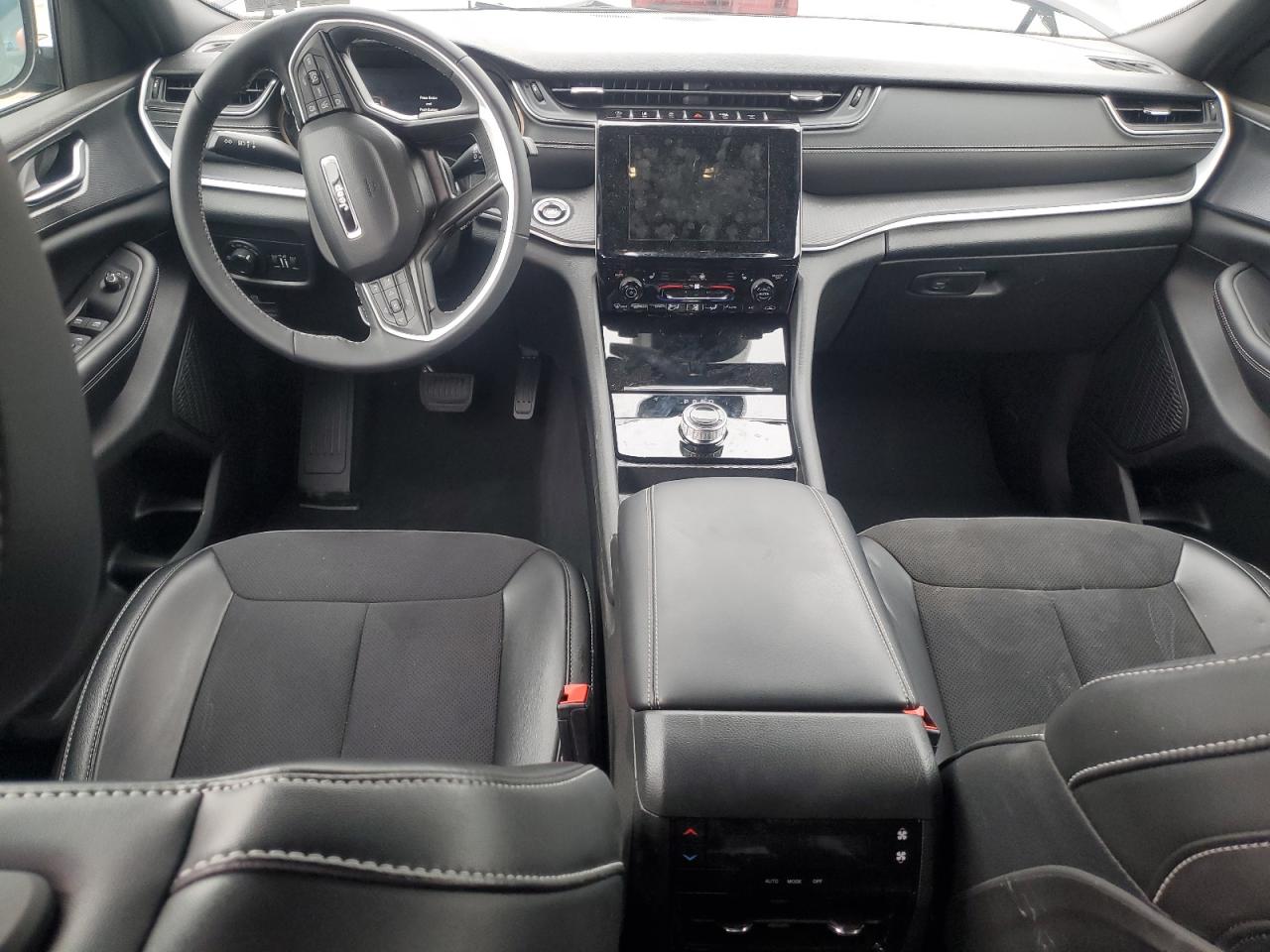 Jeep Grand Cherokee L Laredo