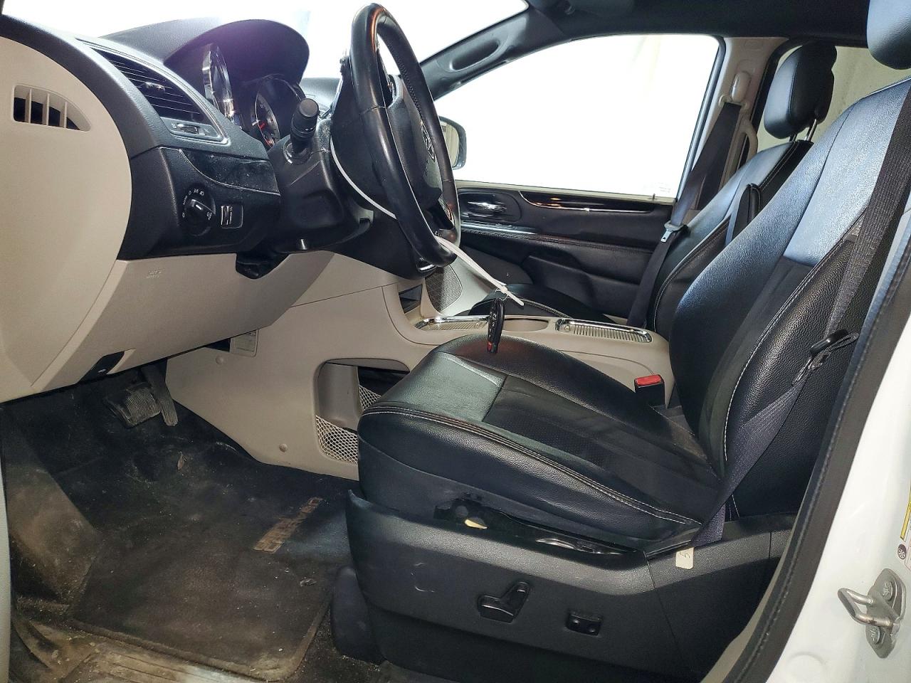 Dodge Caravan Sxt