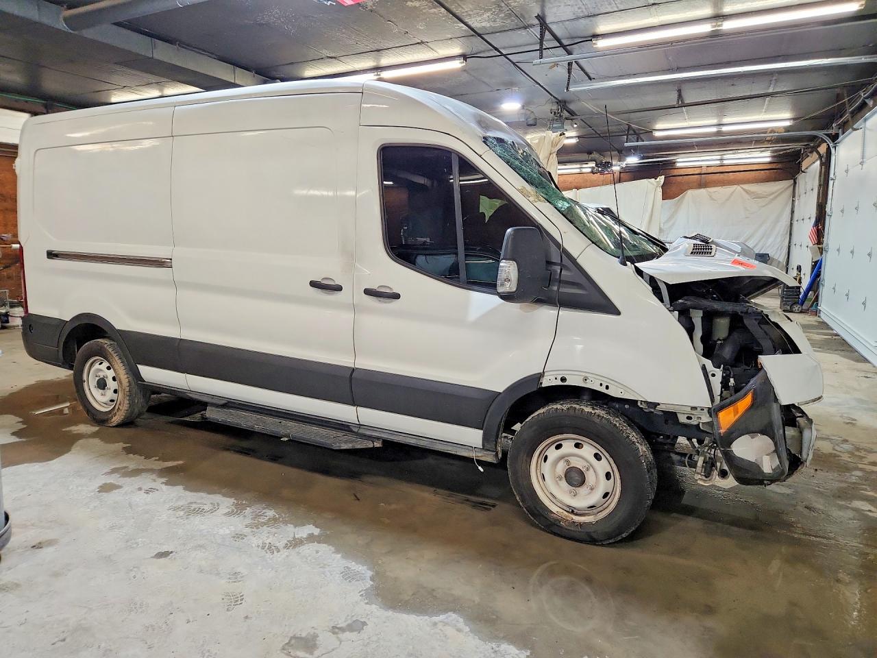 Ford Transit T-150