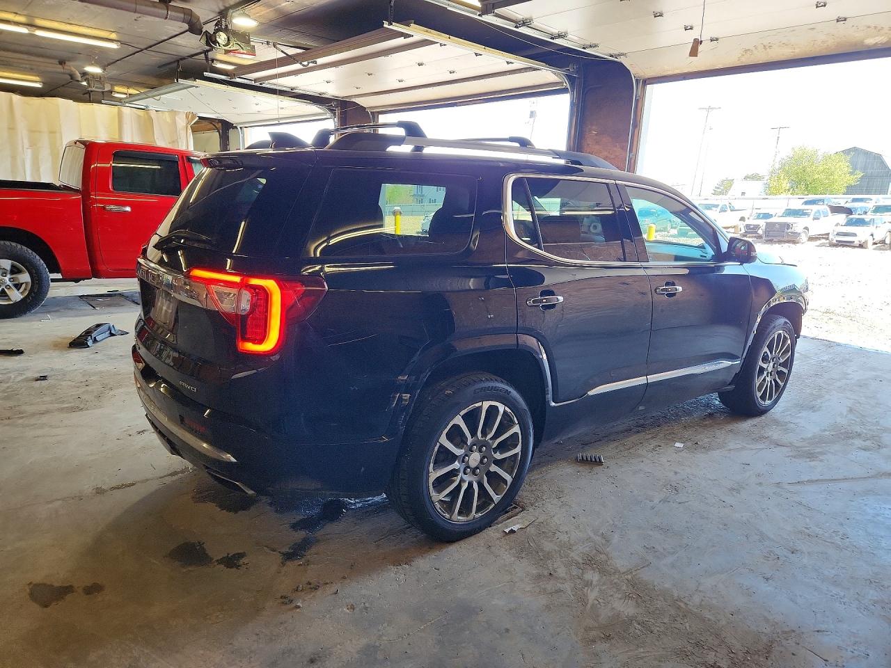 GMC Acadia Denali