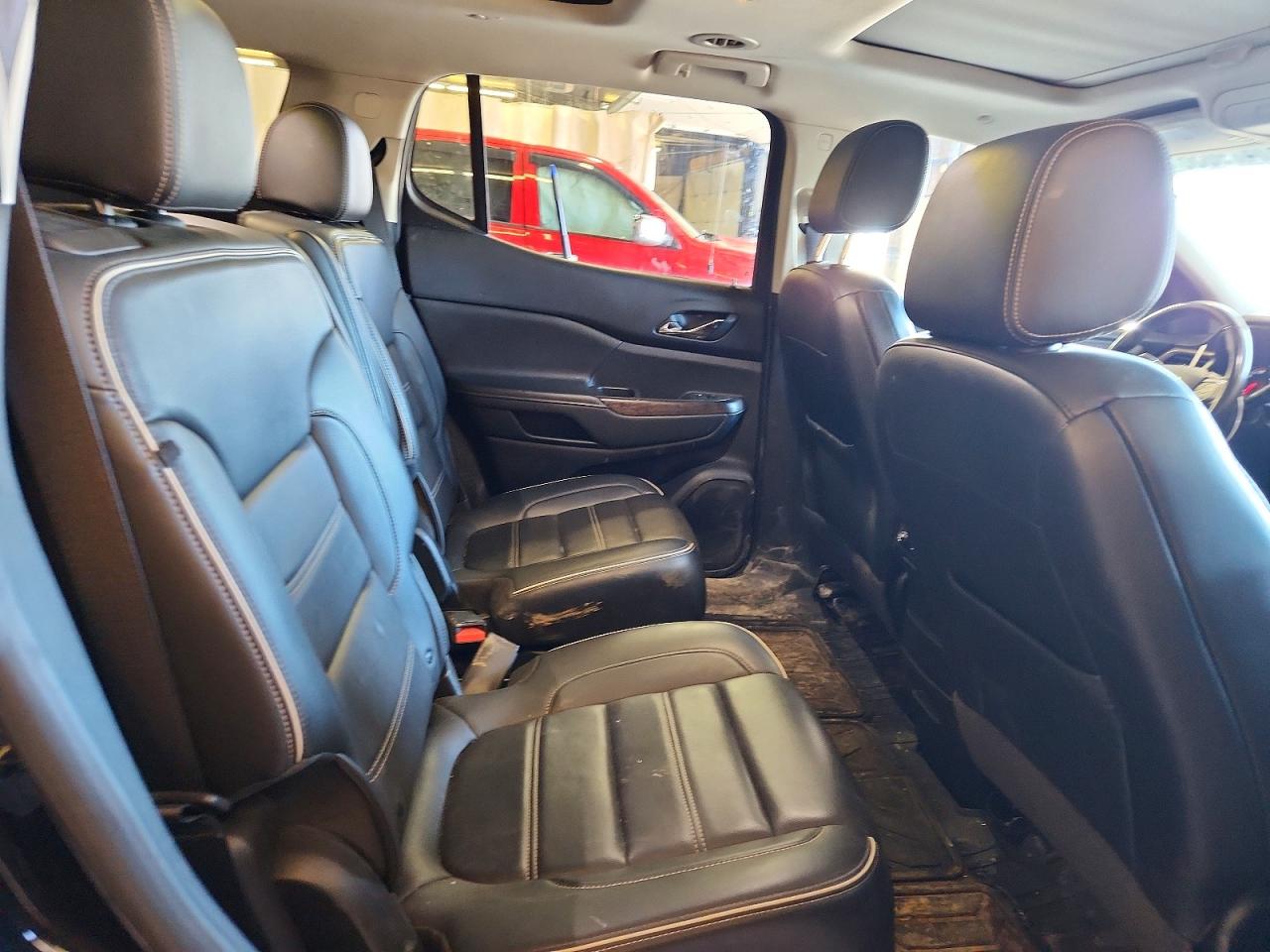 GMC Acadia Denali