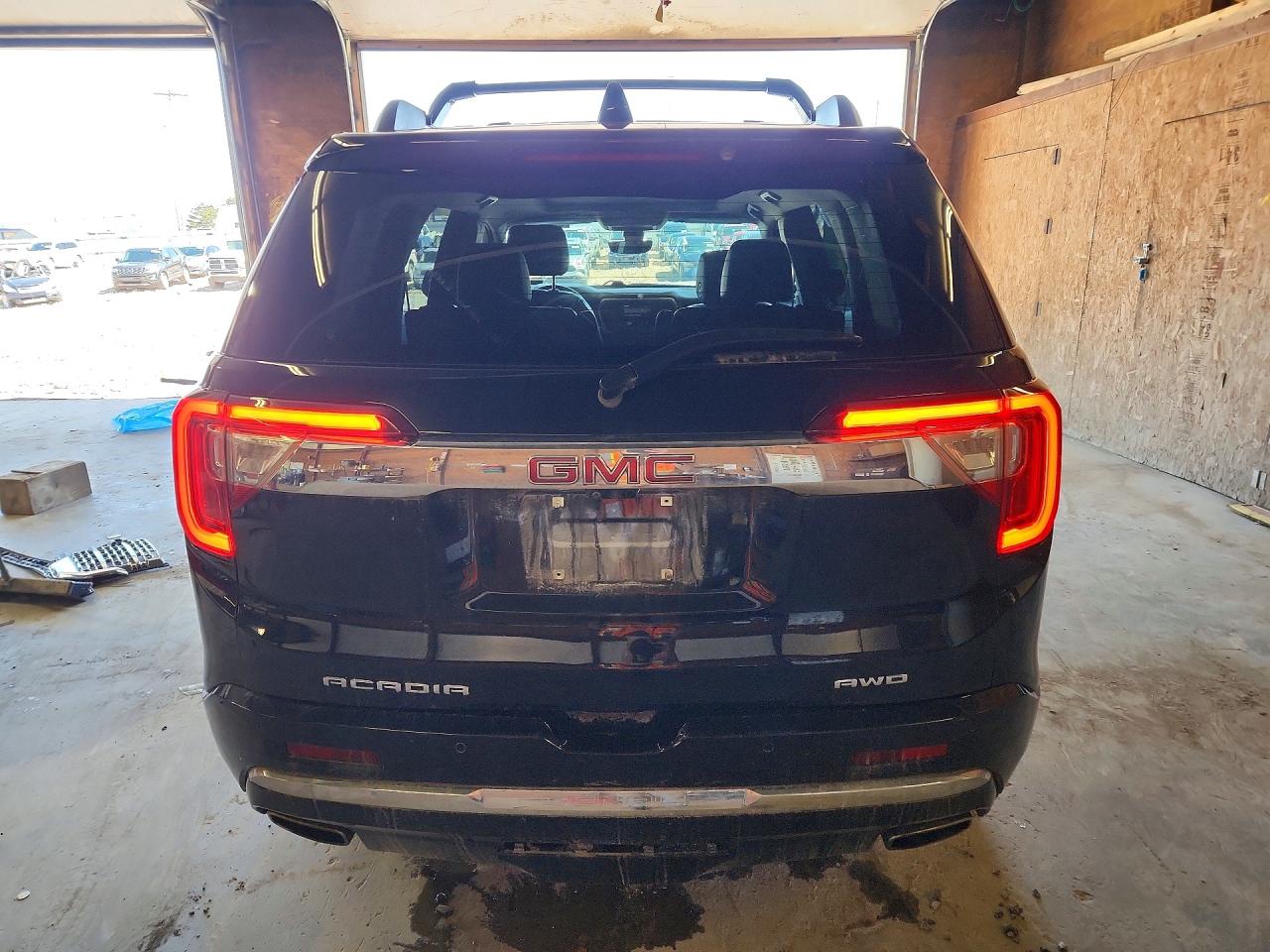 GMC Acadia Denali